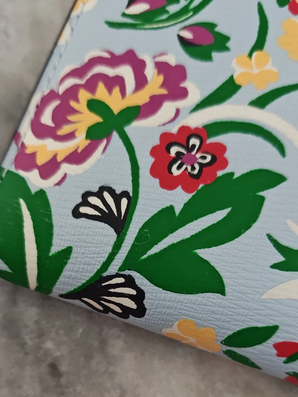Kate Spade Dragon Print Slim Wallet! - Lightly Used
